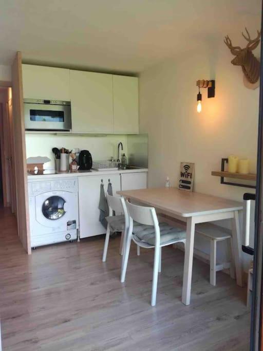 Apartamento La Marmotte: Vue Mont Blanc, Terrasse, Parking Combloux Exterior foto